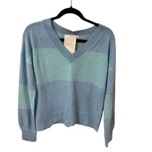 Kinross 100% Cashmere Sweater- Blue gathered sleeve v-neck- M-NWT was 295